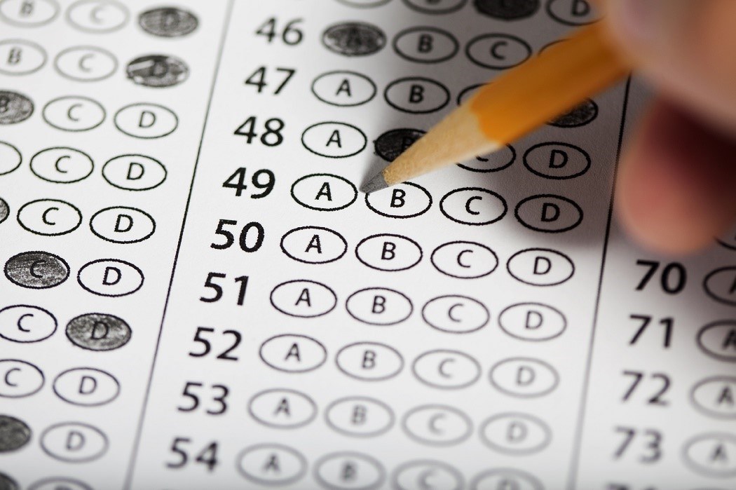 what is the difference between gmat and gre
